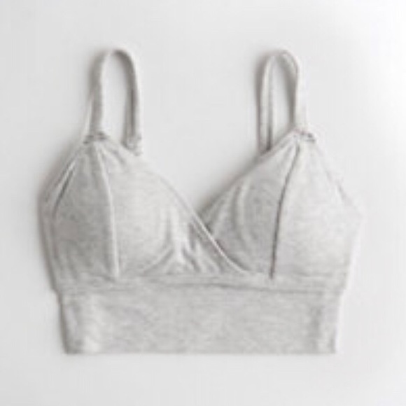 Hollister Other - *NWT* HOLLISTER GILLY HICKS SOFT RIBBED BRALETTE-M